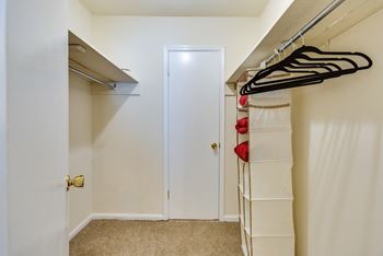 Walk in closet